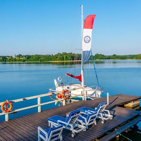 Wyspa Brzozowa Resort *