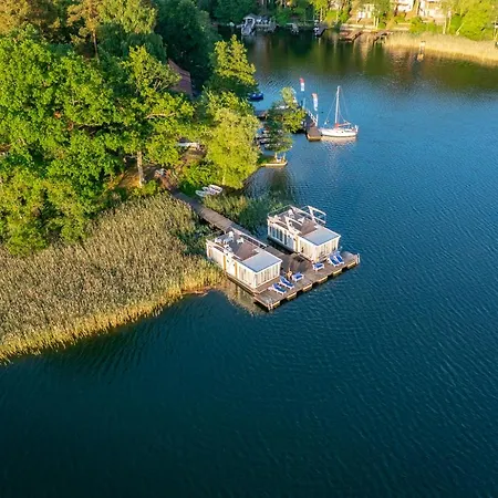 Wyspa Brzozowa リゾート