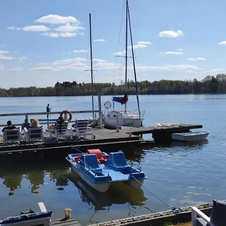 Wyspa Brzozowa リゾート