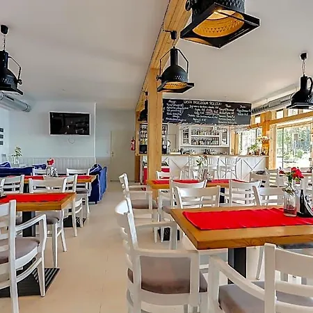 Wyspa Brzozowa Θέρετρο Kretowiny