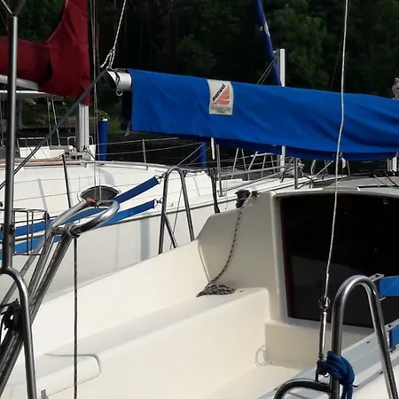 Wyspa Brzozowa リゾート