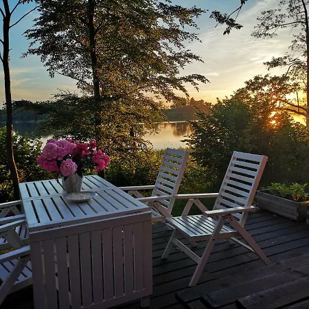 リゾート Wyspa Brzozowa *